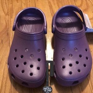 NWT women’s CROCS. Size 7.